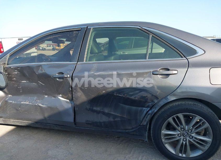 Photo 14 of 2015 Toyota Camry SE (VIN 4T1BF1FK7FU880178)