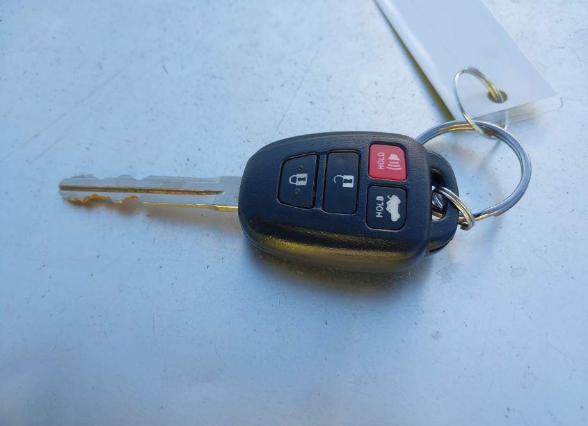 Photo 11 of 2015 Toyota Camry SE (VIN 4T1BF1FK7FU907377)