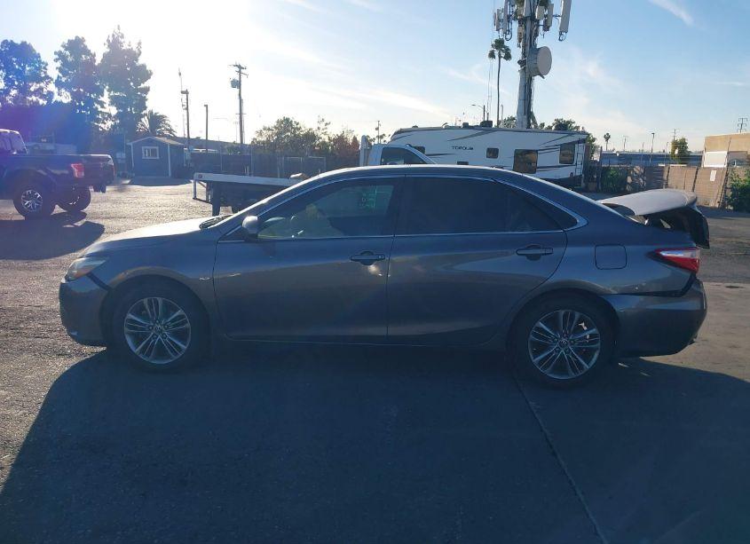 Photo 14 of 2015 Toyota Camry SE (VIN 4T1BF1FK7FU907377)