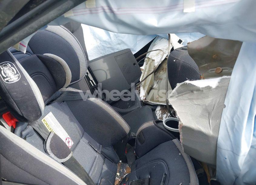 Photo 8 of 2015 Toyota Camry LE (VIN 4T1BF1FK7FU912210)