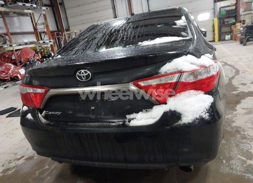 Photo 16 of 2015 Toyota Camry XSE (VIN 4T1BF1FK7FU927435)