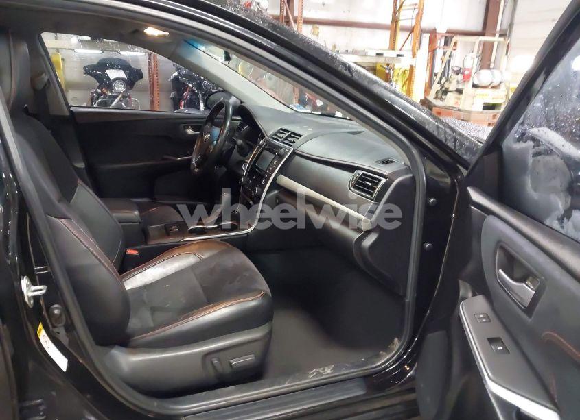 Photo 5 of 2015 Toyota Camry XSE (VIN 4T1BF1FK7FU927435)