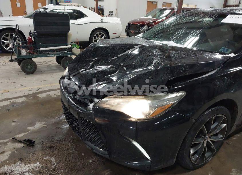 Photo 6 of 2015 Toyota Camry XSE (VIN 4T1BF1FK7FU927435)