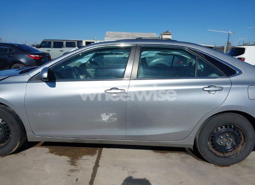 Photo 15 of 2015 Toyota Camry LE (VIN 4T1BF1FK7FU928973)