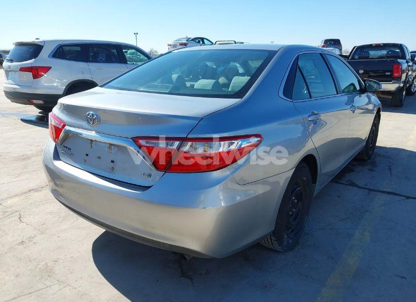 Photo 4 of 2015 Toyota Camry LE (VIN 4T1BF1FK7FU928973)