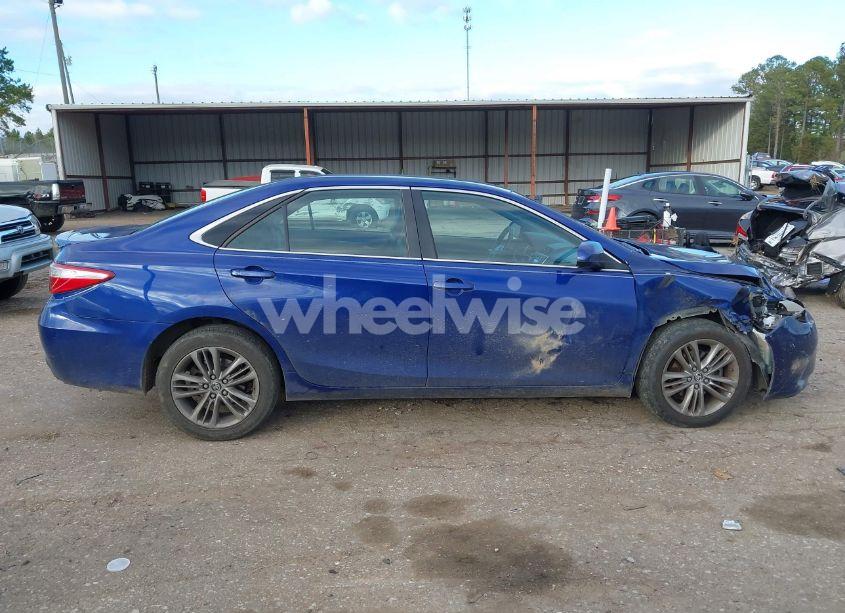 Photo 13 of 2015 Toyota Camry SE (VIN 4T1BF1FK7FU930870)