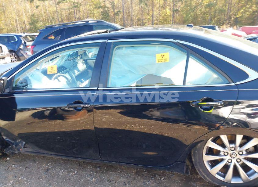 Photo 14 of 2015 Toyota Camry XLE (VIN 4T1BF1FK7FU941321)