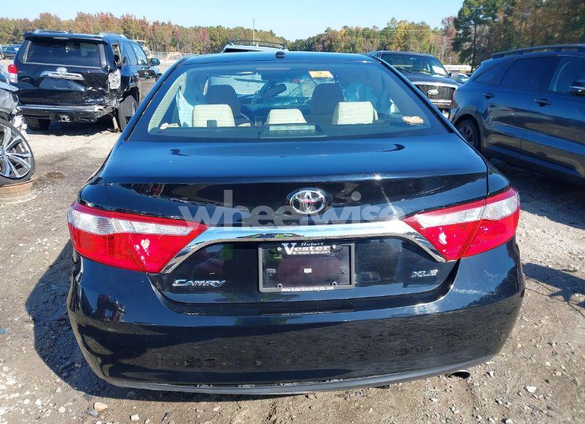 Photo 16 of 2015 Toyota Camry XLE (VIN 4T1BF1FK7FU941321)