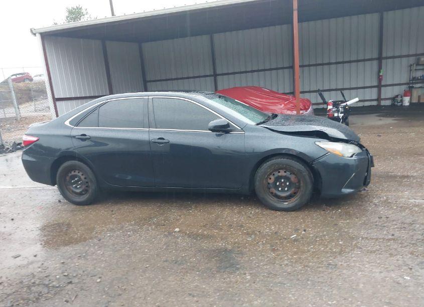 Photo 13 of 2015 Toyota Camry SE (VIN 4T1BF1FK7FU962878)