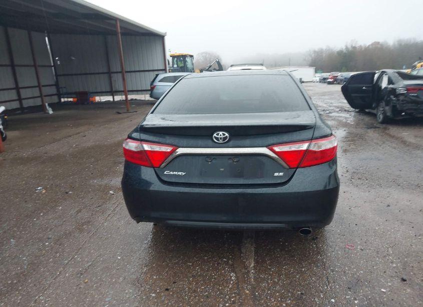 Photo 16 of 2015 Toyota Camry SE (VIN 4T1BF1FK7FU962878)