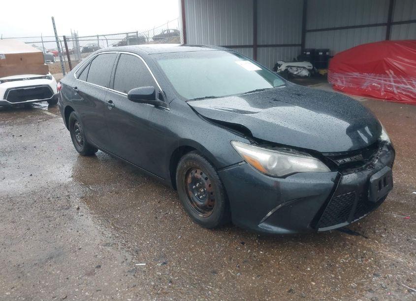 Photo 18 of 2015 Toyota Camry SE (VIN 4T1BF1FK7FU962878)