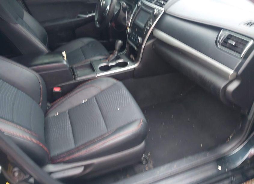 Photo 5 of 2015 Toyota Camry SE (VIN 4T1BF1FK7FU962878)