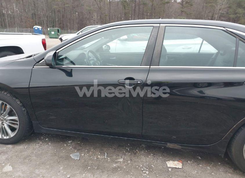 Photo 14 of 2015 Toyota Camry SE (VIN 4T1BF1FK7FU972892)