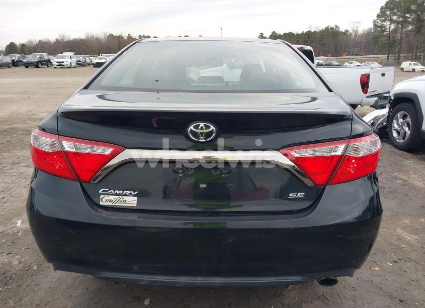 Photo 16 of 2015 Toyota Camry SE (VIN 4T1BF1FK7FU972892)