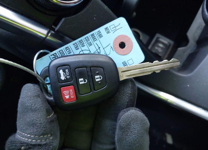 Photo 11 of 2015 Toyota Camry SE (VIN 4T1BF1FK7FU977736)