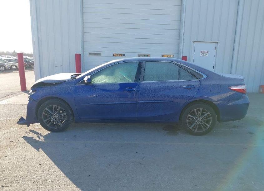 Photo 15 of 2015 Toyota Camry SE (VIN 4T1BF1FK7FU977736)