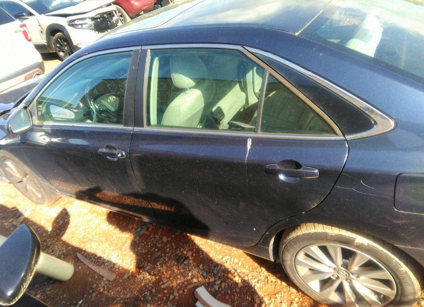 Photo 14 of 2015 Toyota Camry XLE (VIN 4T1BF1FK7FU980006)