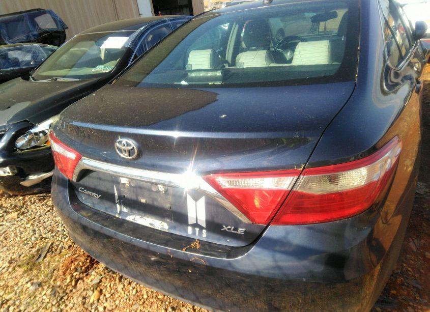 Photo 16 of 2015 Toyota Camry XLE (VIN 4T1BF1FK7FU980006)
