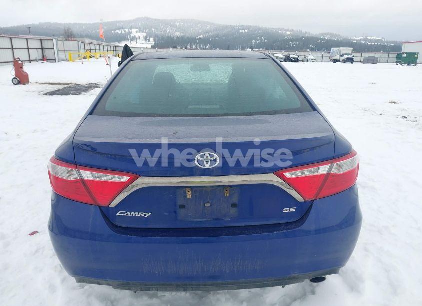 Photo 16 of 2015 Toyota Camry SE (VIN 4T1BF1FK7FU980104)