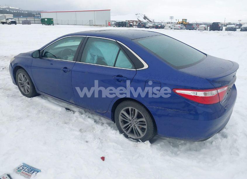 Photo 3 of 2015 Toyota Camry SE (VIN 4T1BF1FK7FU980104)