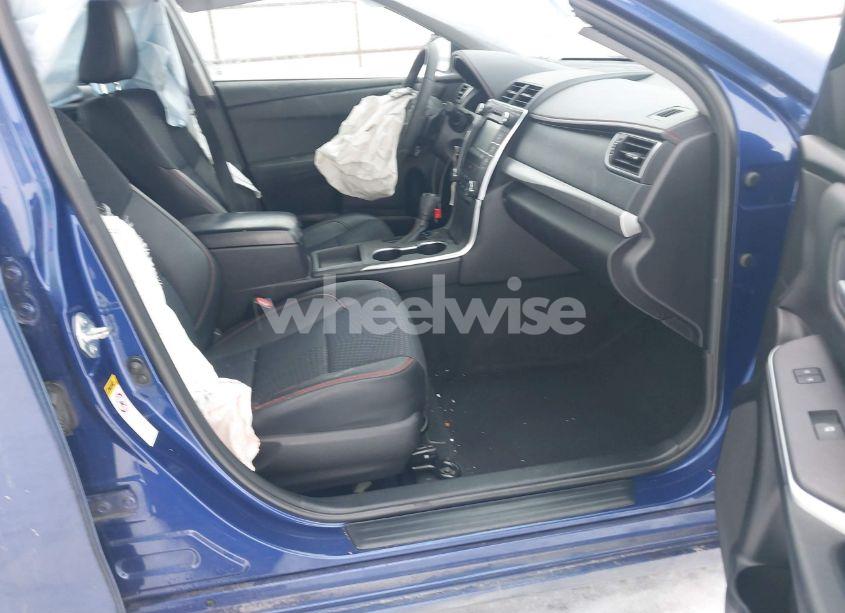 Photo 5 of 2015 Toyota Camry SE (VIN 4T1BF1FK7FU980104)