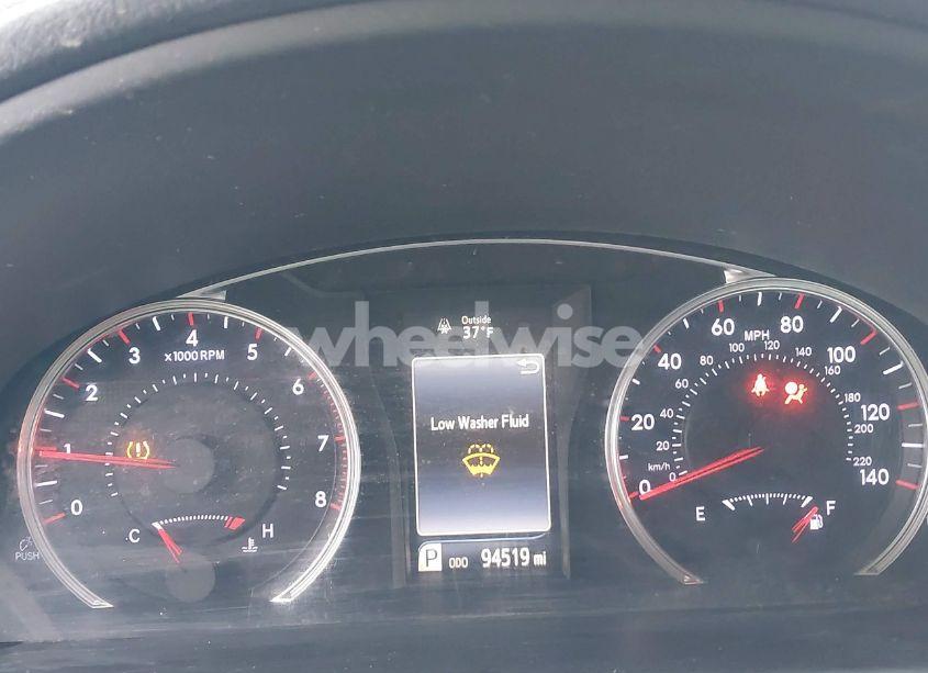 Photo 7 of 2015 Toyota Camry SE (VIN 4T1BF1FK7FU980104)