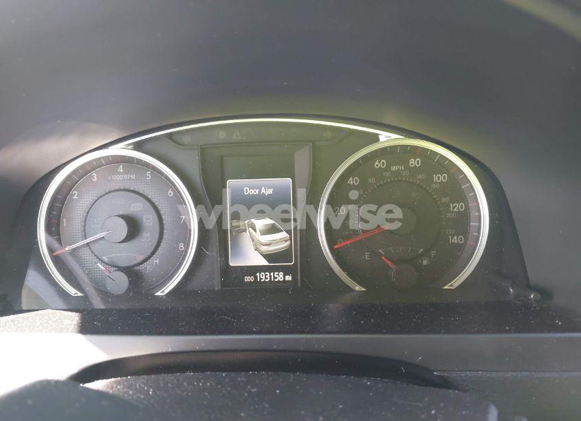 Photo 15 of 2015 Toyota Camry SE (VIN 4T1BF1FK7FU985951)