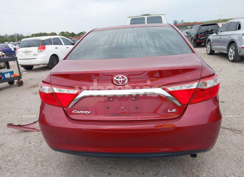 Photo 17 of 2015 Toyota Camry LE (VIN 4T1BF1FK7FU993743)