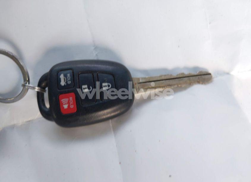 Photo 11 of 2016 Toyota Camry SE (VIN 4T1BF1FK7GU118342)