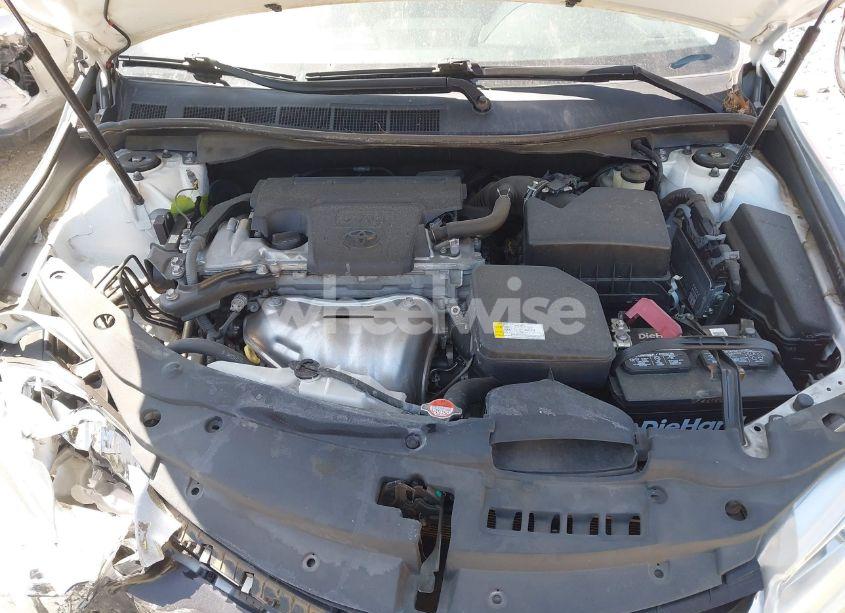 Photo 10 of 2016 Toyota Camry SE (VIN 4T1BF1FK7GU128689)