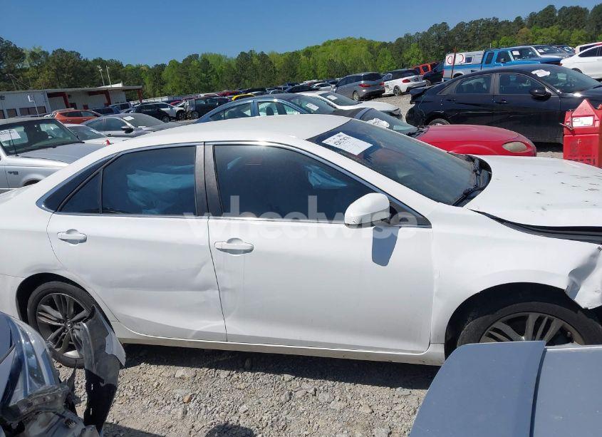 Photo 13 of 2016 Toyota Camry SE (VIN 4T1BF1FK7GU128689)