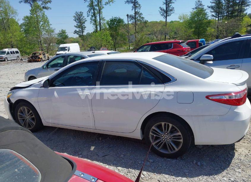 Photo 14 of 2016 Toyota Camry SE (VIN 4T1BF1FK7GU128689)