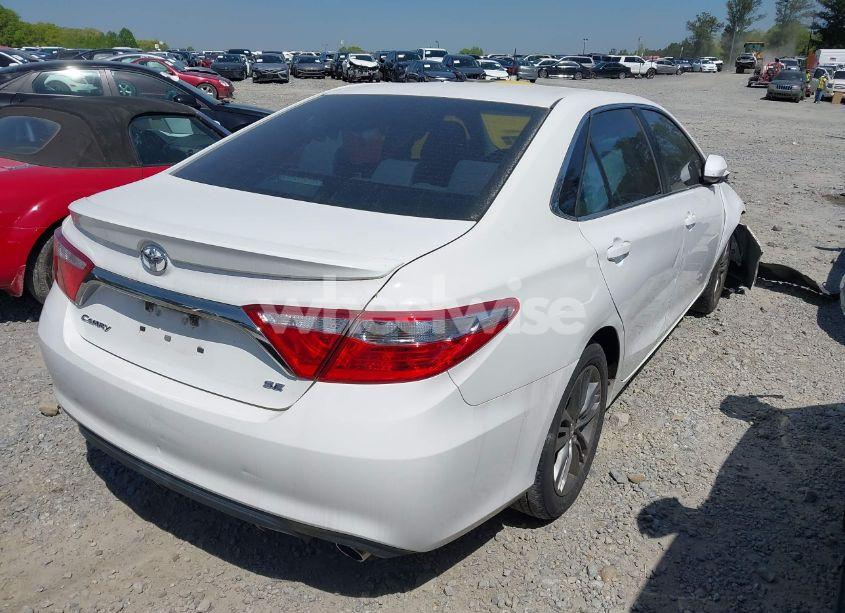 Photo 4 of 2016 Toyota Camry SE (VIN 4T1BF1FK7GU128689)