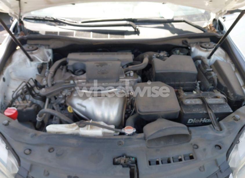 Photo 10 of 2016 Toyota Camry SE (VIN 4T1BF1FK7GU135688)