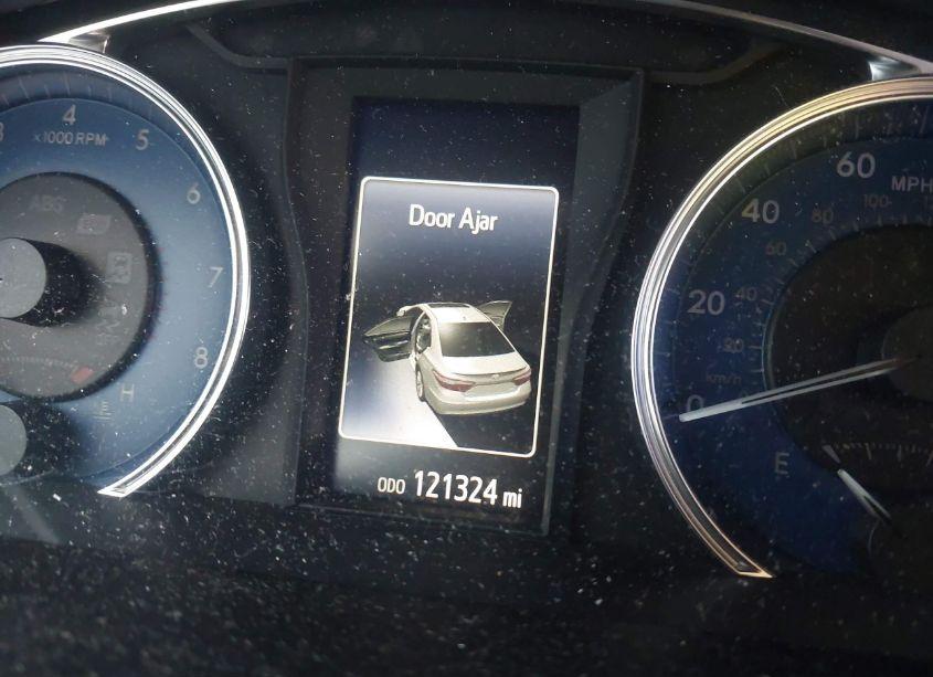 Photo 14 of 2016 Toyota Camry LE (VIN 4T1BF1FK7GU139871)