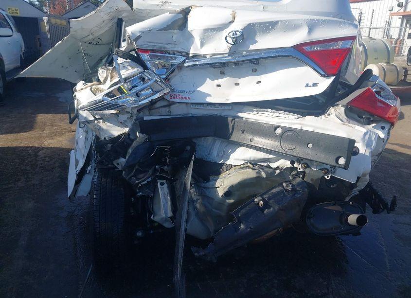 Photo 18 of 2016 Toyota Camry LE (VIN 4T1BF1FK7GU139871)