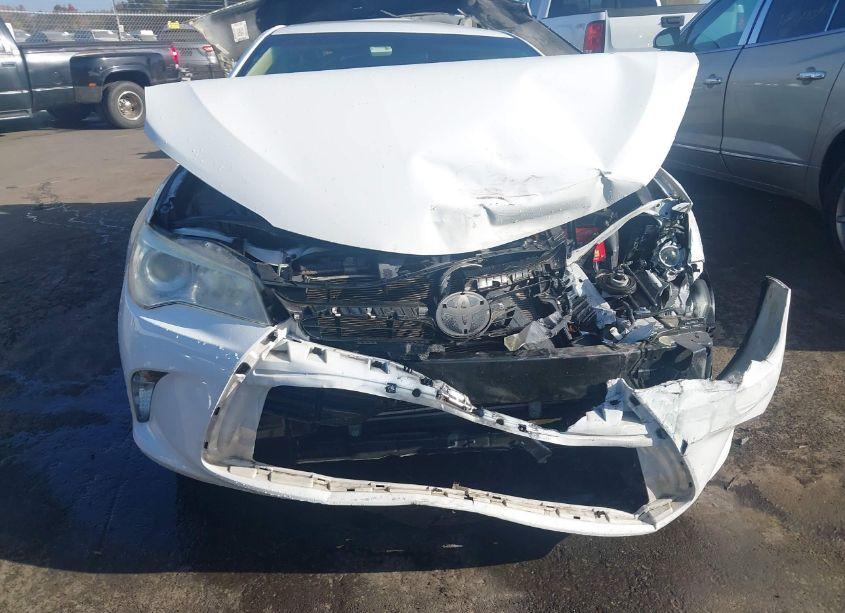 Photo 6 of 2016 Toyota Camry LE (VIN 4T1BF1FK7GU139871)