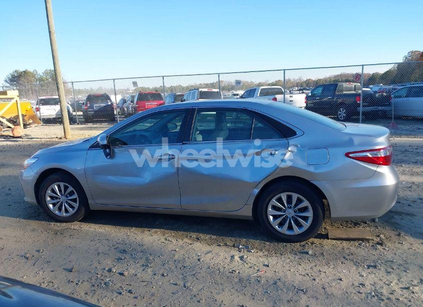 Photo 14 of 2016 Toyota Camry LE (VIN 4T1BF1FK7GU140325)