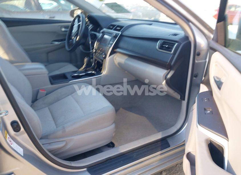 Photo 5 of 2016 Toyota Camry LE (VIN 4T1BF1FK7GU140325)