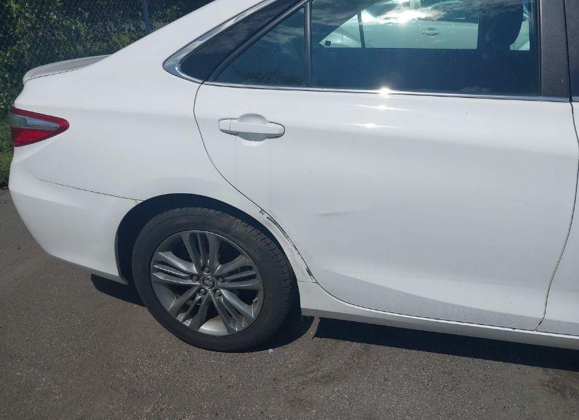 Photo 12 of 2016 Toyota Camry SE (VIN 4T1BF1FK7GU151065)