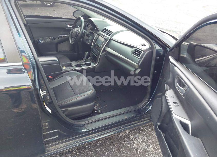 Photo 5 of 2016 Toyota Camry SE (VIN 4T1BF1FK7GU156962)