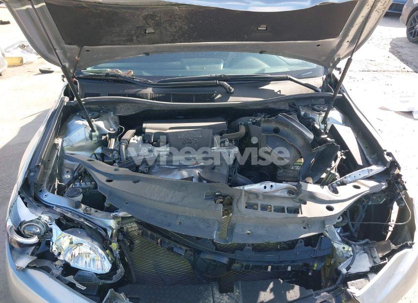 Photo 10 of 2016 Toyota Camry SE (VIN 4T1BF1FK7GU161689)