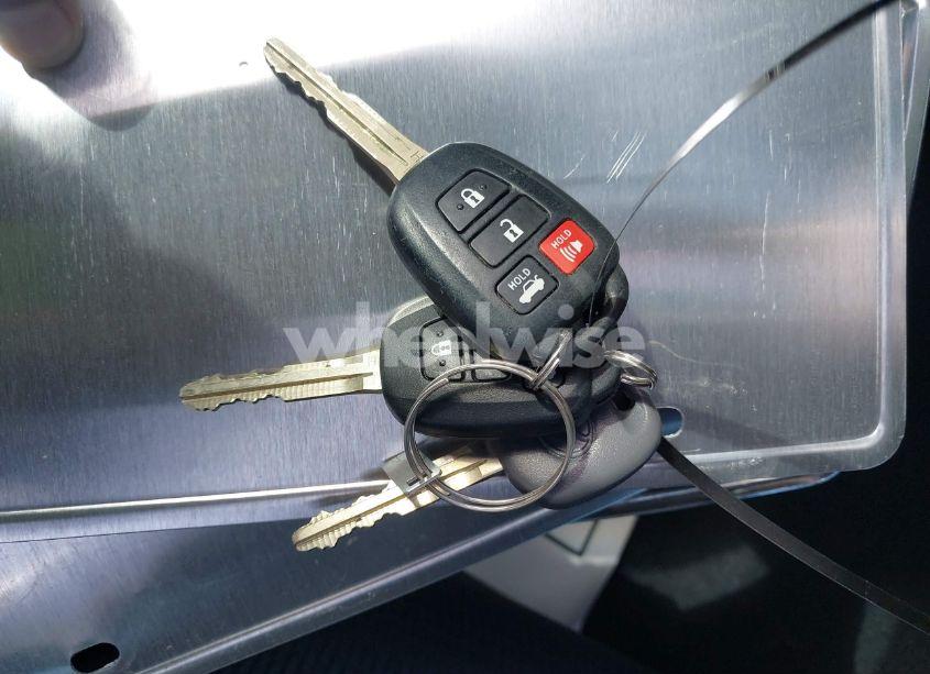 Photo 11 of 2016 Toyota Camry SE (VIN 4T1BF1FK7GU161689)