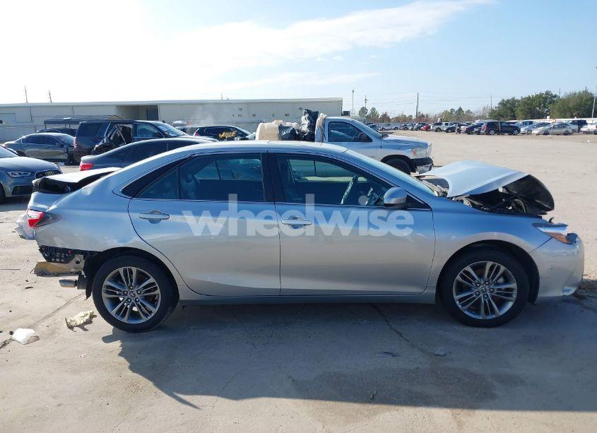 Photo 14 of 2016 Toyota Camry SE (VIN 4T1BF1FK7GU161689)