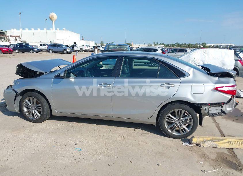 Photo 15 of 2016 Toyota Camry SE (VIN 4T1BF1FK7GU161689)