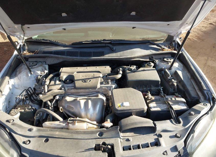 Photo 10 of 2016 Toyota Camry SE (VIN 4T1BF1FK7GU182882)