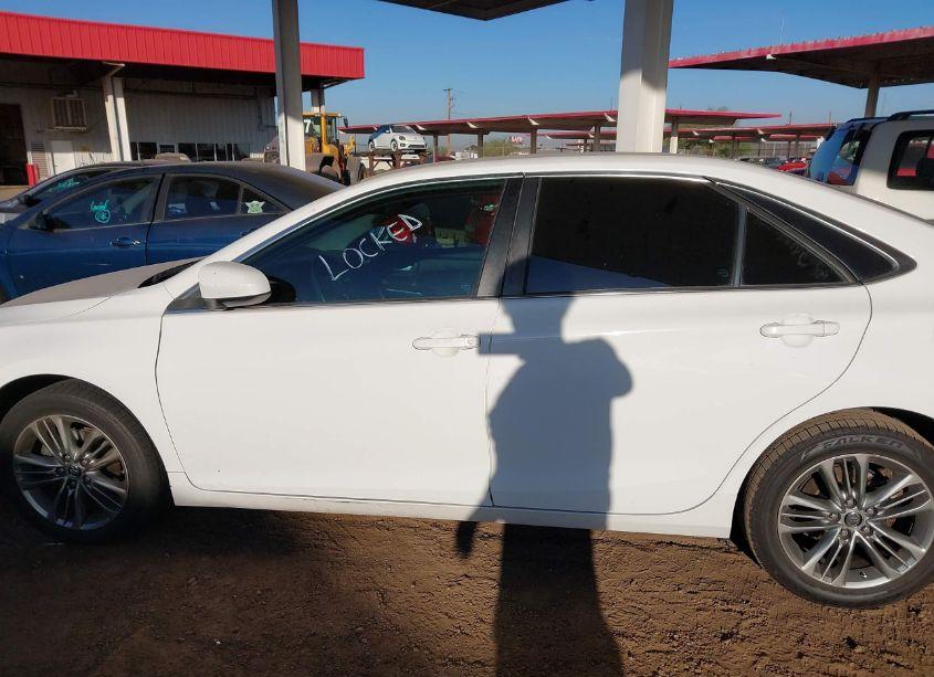 Photo 14 of 2016 Toyota Camry SE (VIN 4T1BF1FK7GU182882)