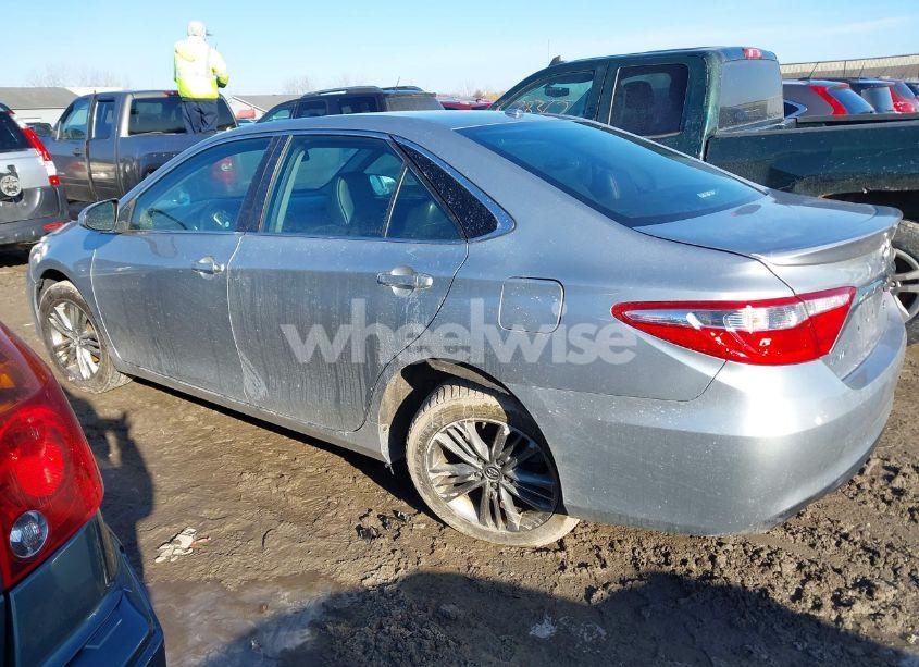 Photo 14 of 2016 Toyota Camry SE (VIN 4T1BF1FK7GU194823)