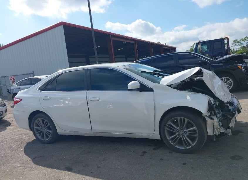 Photo 14 of 2016 Toyota Camry SE (VIN 4T1BF1FK7GU196426)