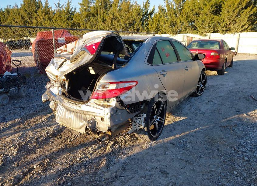 Photo 4 of 2016 Toyota Camry SE (VIN 4T1BF1FK7GU236195)